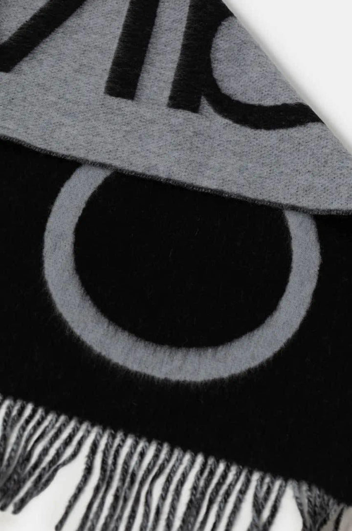 Calvin Klein - Calvin Klein Logo Scarf - كالفن كلاين - وشاح بشعار كالفن كلاين