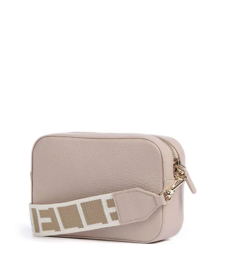 Coccinelle - Coccinelle Tebe Grained Leather Crossbody Bag - كوتشينيل - حقيبة كروس بودي كوتشينيل تيبي من الجلد المحبب
