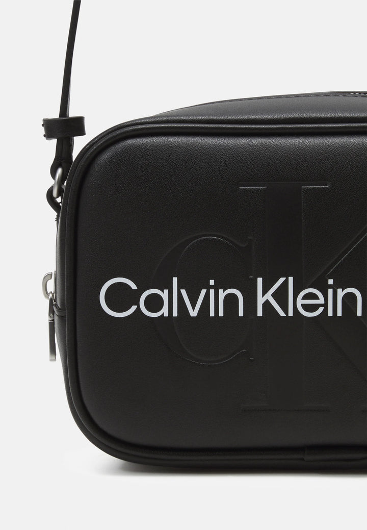Calvin Klein Jeans - Calvin Klein Jeans Crossbody Bag - كالفن كلاين جينز - حقيبة كروس بودي كالفن كلاين جينز