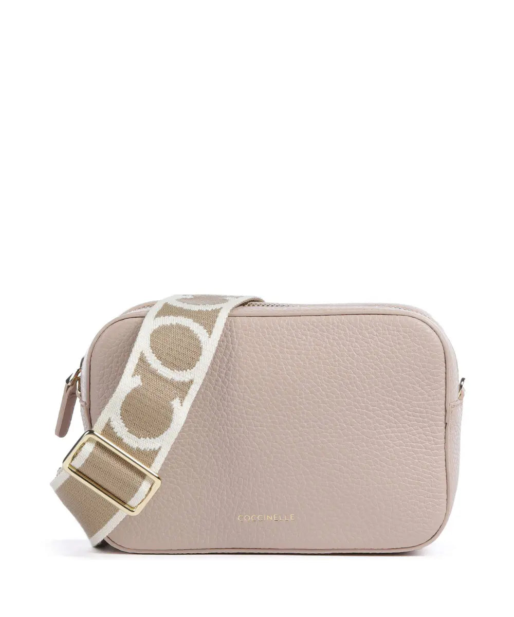 Coccinelle - Coccinelle Tebe Grained Leather Crossbody Bag - كوتشينيل - حقيبة كروس بودي كوتشينيل تيبي من الجلد المحبب