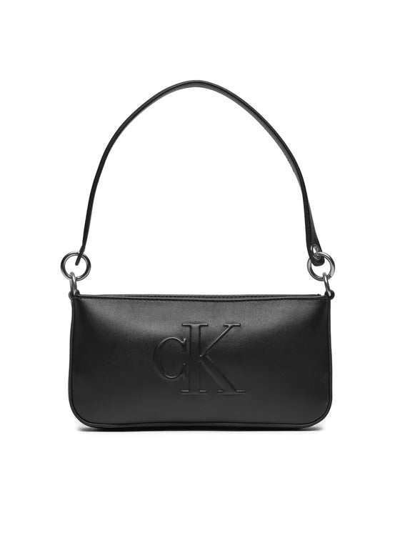 Calvin Klein - sculpted shoulder pouch in black  - كالفن كلاين - حقيبة كتف منحوتة من كالفن كلاين جينز باللون الأسود