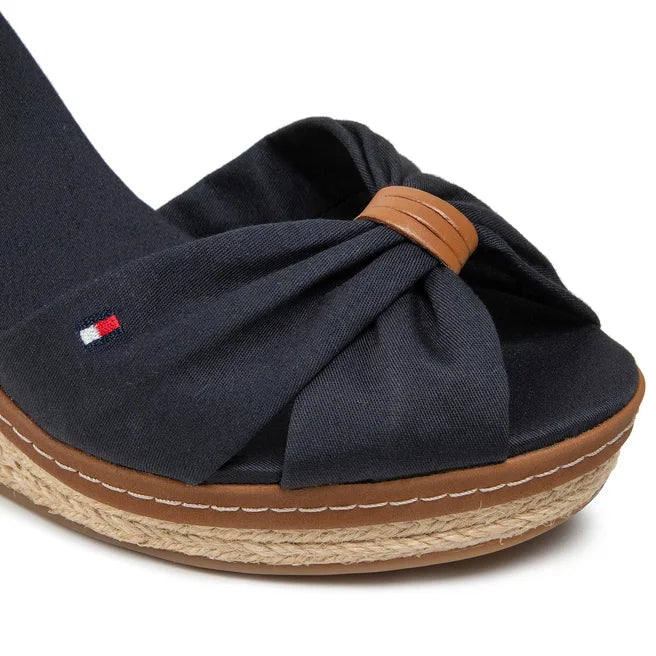 Tommy Hilfiger Women's Nilsa Espadrille Wedge Sandal - تومي هيلفيغر صندل نيسا الإسبادريل بكعب ويدج نسائي