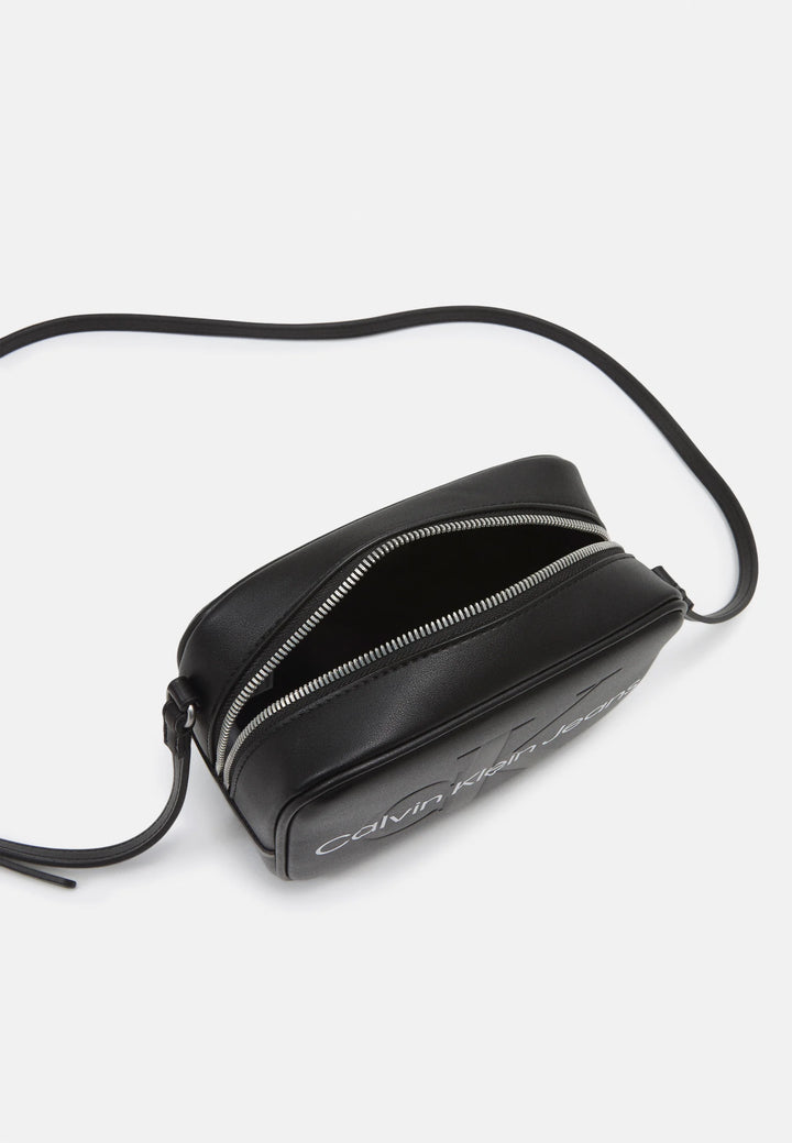 Calvin Klein Jeans - Calvin Klein Jeans Crossbody Bag - كالفن كلاين جينز - حقيبة كروس بودي كالفن كلاين جينز