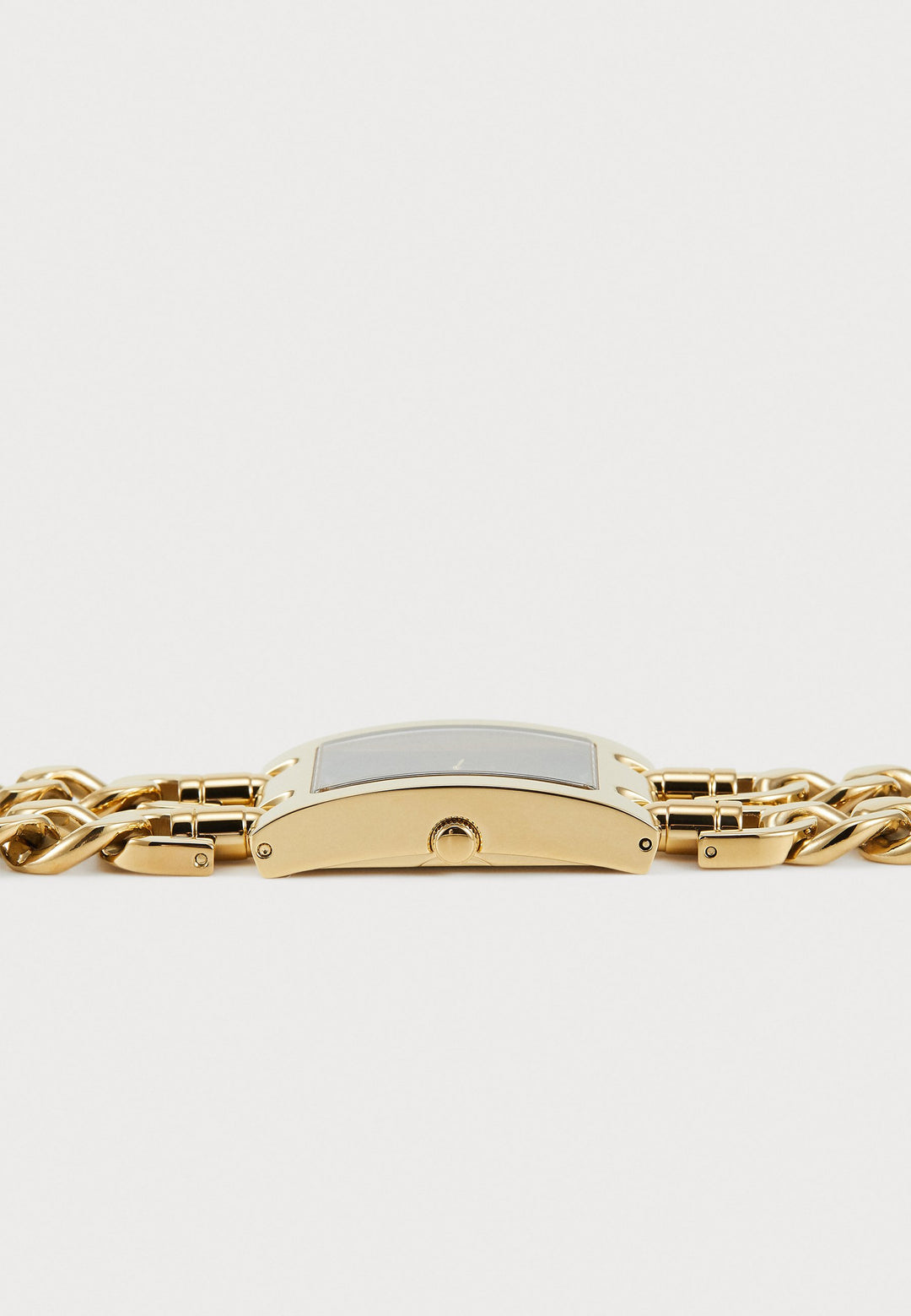 GUESS - Guess Gold-Tone Square Watch with Green Dial and Chain Bracelet - جيس - ساعة جيس مربعة ذهبية اللون مع مينا أخضر وسوار سلسلة