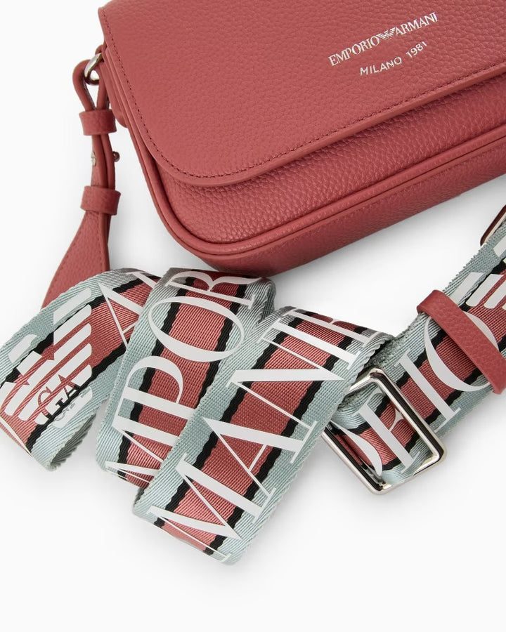 Emporio Armani Pink Deer-print mini bag - إمبوريو أرماني حقيبة يد صغيرة بطبعة غزال باللون الوردي