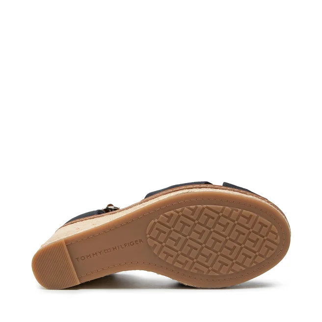 Tommy Hilfiger Women's Nilsa Espadrille Wedge Sandal - تومي هيلفيغر صندل نيسا الإسبادريل بكعب ويدج نسائي