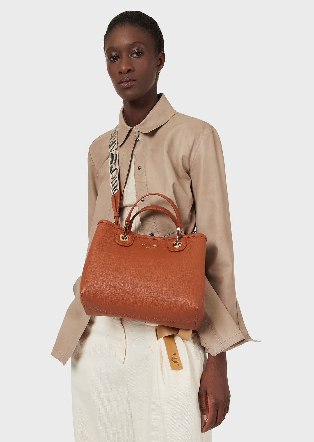 Emporio Armani SMALL MYEA SHOPPER BAG WITH DEER PRINT حقيبة تسوق إمبوريو أرماني صغيرة MYEA بطبعة غزال