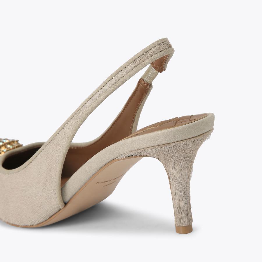 Kurt Geiger London
BELGRAVIA SLING BACK - Classic heels - beige oth  كيرت غايغر لندن
حذاء بيلجرافيا سلينغ باك – كعب كلاسيكي – بيج