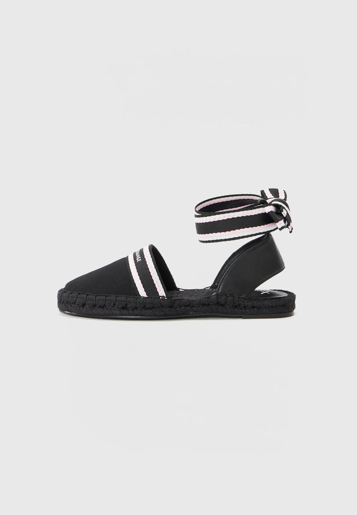 Armani Exchange
Espadrilles - black- أرماني إكستشينج
أحذية إسبادريل – أسود