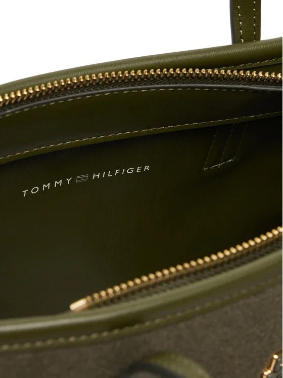 Tommy Hilfiger TH City Small Tote Melton - تومي هيلفيغر حقيبة يد صغيرة TH City Melton