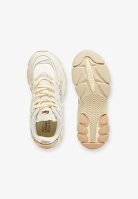 Lacoste Sport Road running shoes - beige marron r - لاكوست حذاء رياضي للركض - بيج مارون