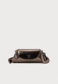BOLENA FLAP SHOULDER BAG - حقيبة كتف بولينا