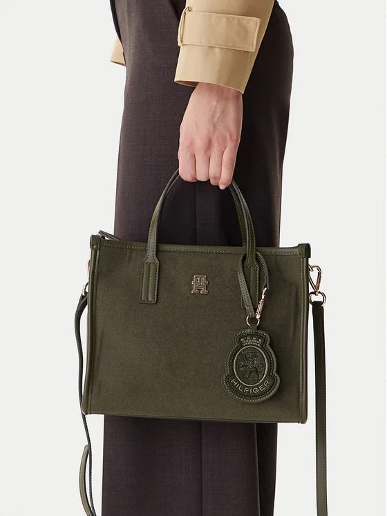 Tommy Hilfiger TH City Small Tote Melton - تومي هيلفيغر حقيبة يد صغيرة TH City Melton
