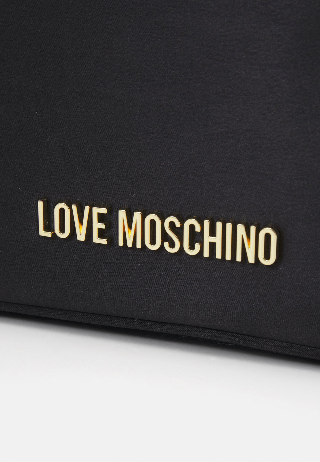 Love Moschino