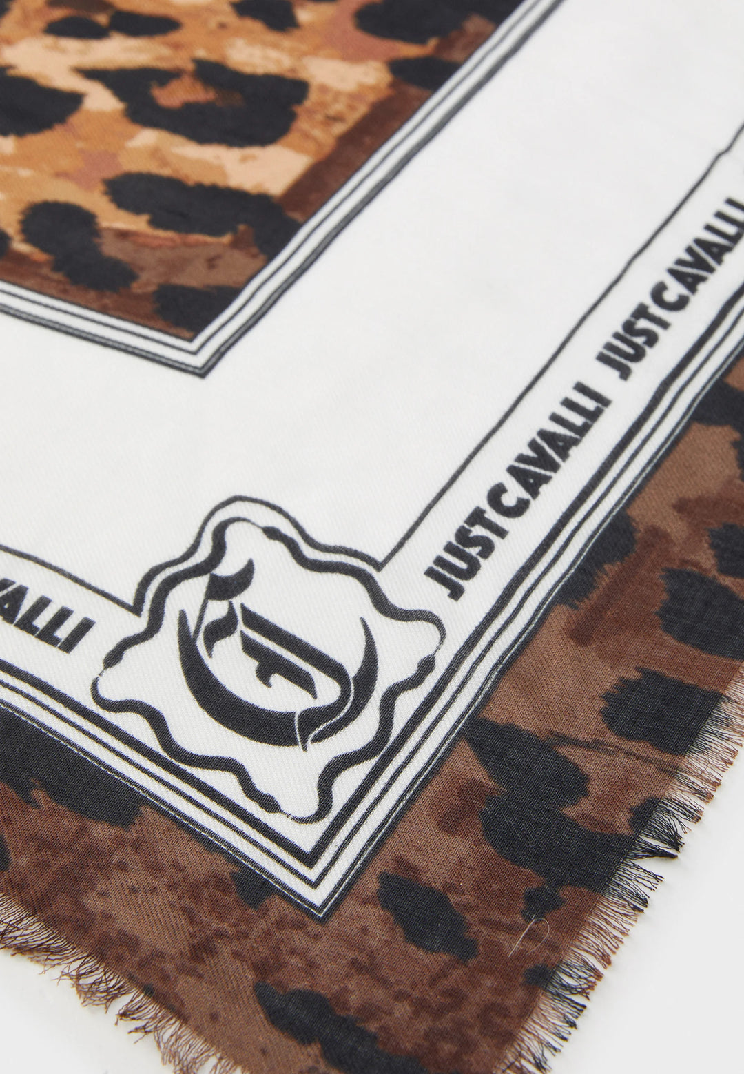 Just Cavalli
PASHMINA DONNA - Foulard - جاست كافالي
باشمينا دونا – فولار