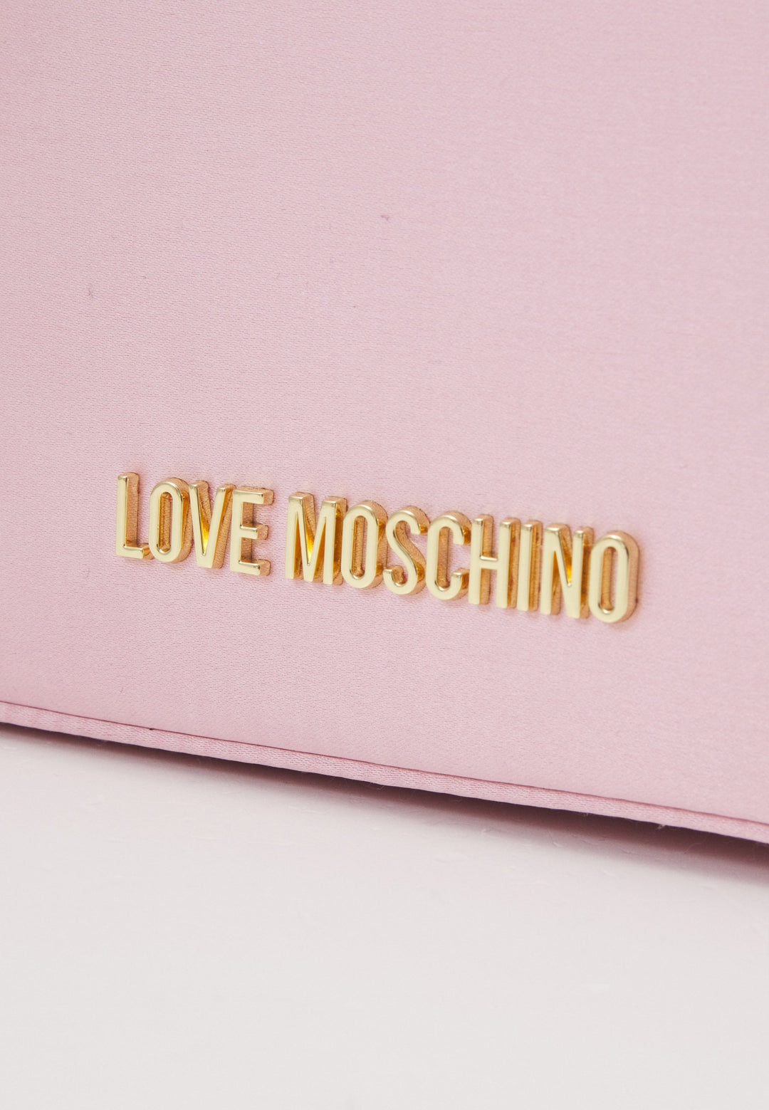 Love Moschino