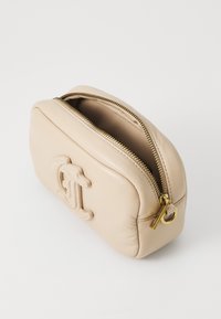 Just Cavalli RANGE PUFFY LOGO UP - Cross body bag - beige - جست كافالي حقيبة كروس بودي بشعار بارز ومنتفخ - بيج