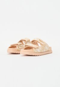 Guess FADELIZZ - Mules - cream - فاديليز - مules - كريم