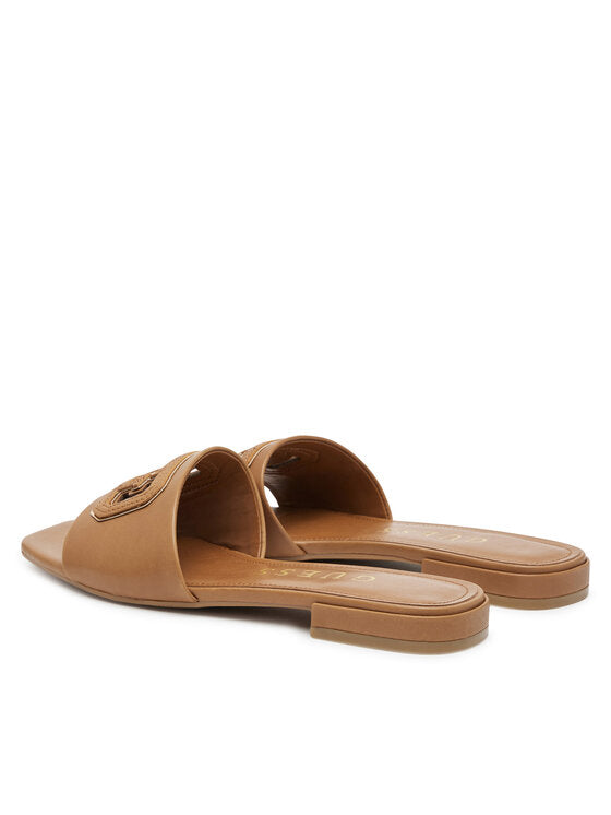 Guess Pantofles FLJTAR LEA19 - غوس بانتوفليز FLJTAR LEA19
