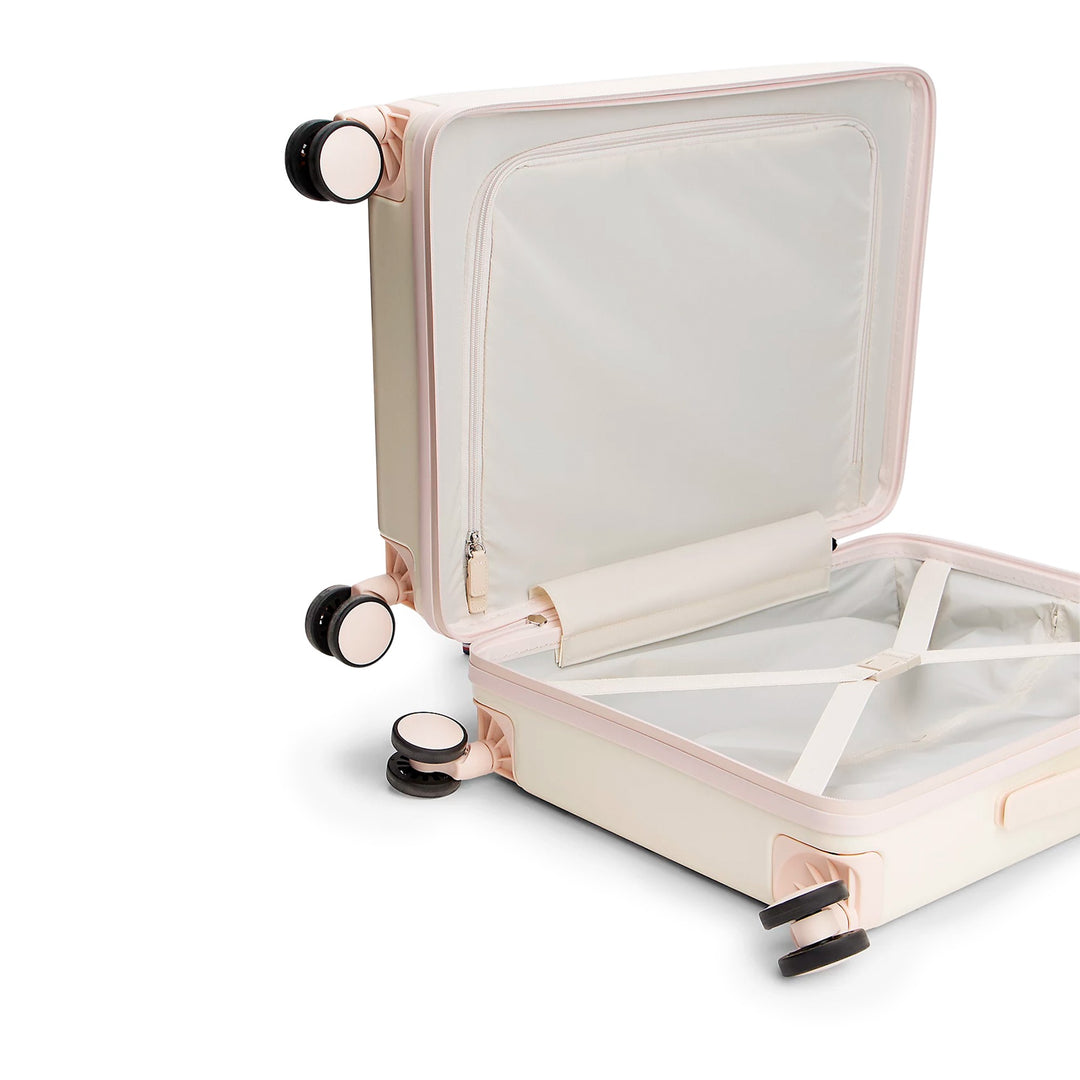 TOMMY HILFIGER TH Travel Cabin Case Z00 Ivory Petal - تومي هيلفيغر حقيبة سفر للمقصورة Z00 Ivory Petal