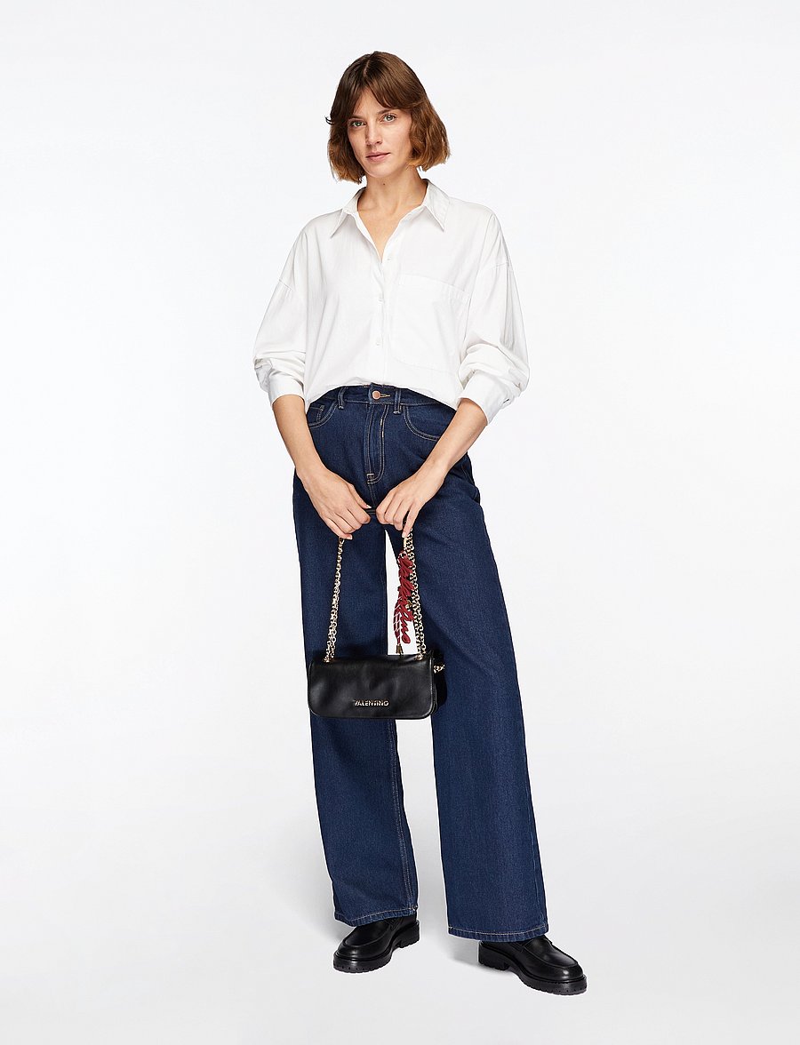 Winter Re - Crossbody Bag - حقيبة صغيرة